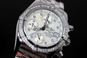 Breitling, 40mm "Chrono Cockpit" Chronograph Ref.A13357 auto/date in Steel with Diamonds & Pearl - Image 10