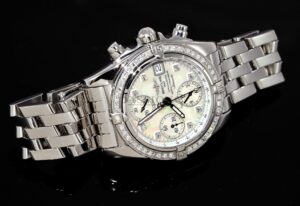 Breitling, 40mm "Chrono Cockpit" Chronograph Ref.A13357 auto/date in Steel with Diamonds & Pearl - Image 8