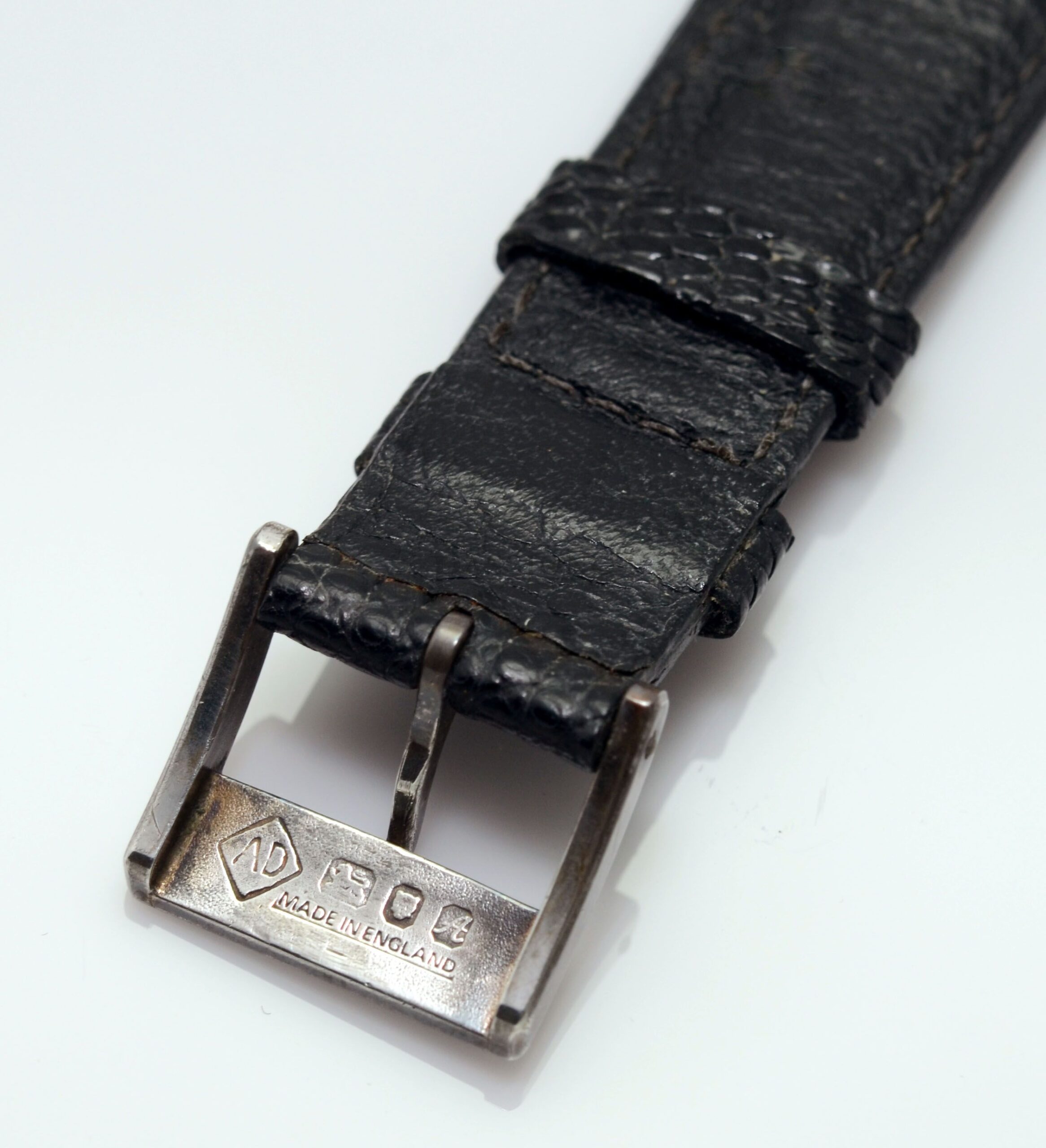 P915-Dunhill6